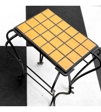 Création table en céramique 5 X 5 orange sur cadre fer forgé fin des années 60'