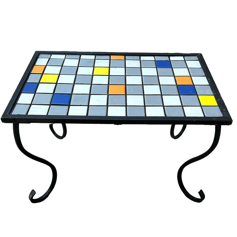 Table basse avec plateau en céramique coloré sur fer forgé années 1960'